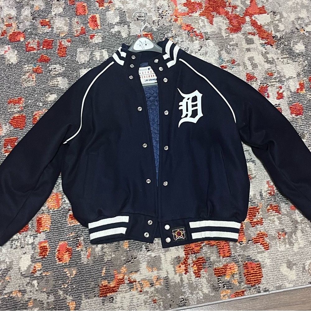 JH Design Detroit Tigers Varsity Jacket Never